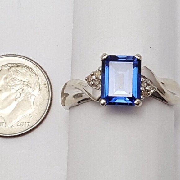 Exquisite 10K Solid White Gold Ladies Designer Synthetic Sapphire & Diamond Ring - Picture 10 of 11